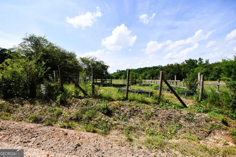 400 Kelley RD Tallapoosa, GA 30176