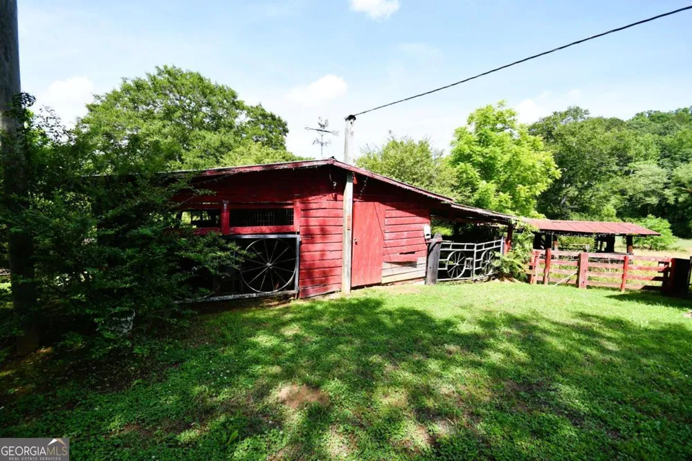 400 Kelley RD Tallapoosa, GA 30176