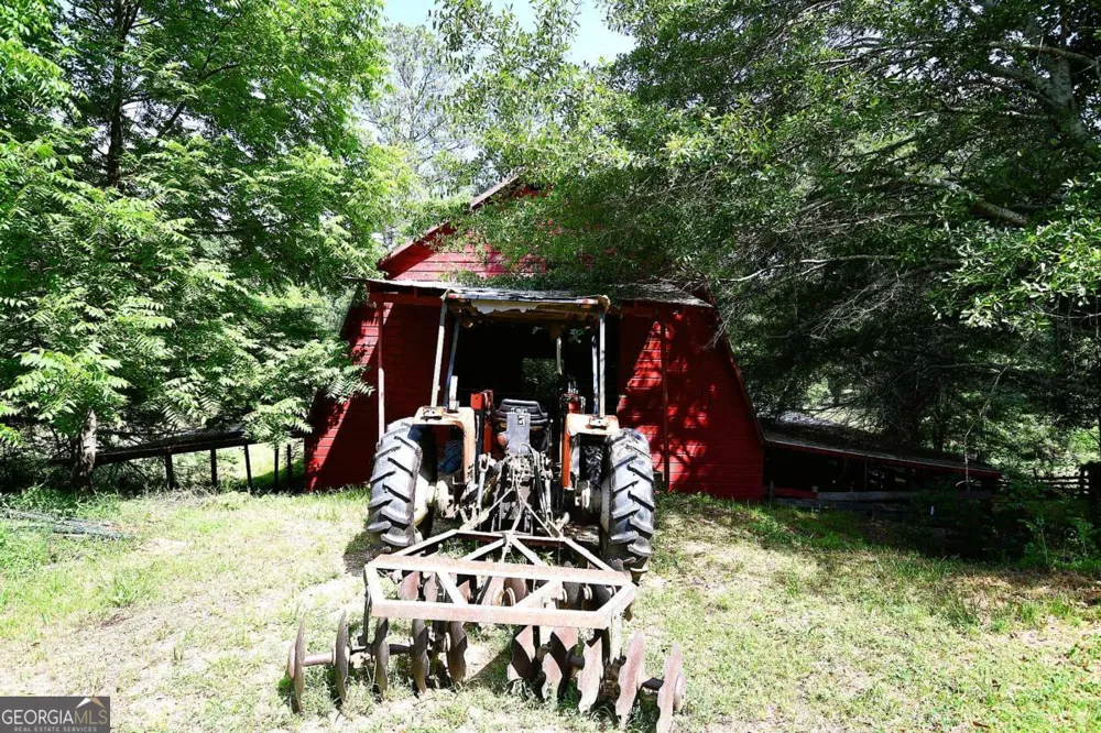 400 Kelley RD Tallapoosa, GA 30176