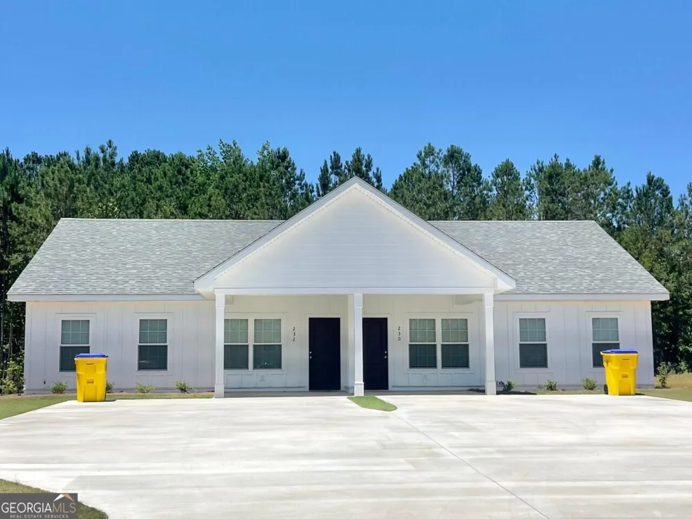 230 & 232 Firefly LN Brooklet, GA 30415