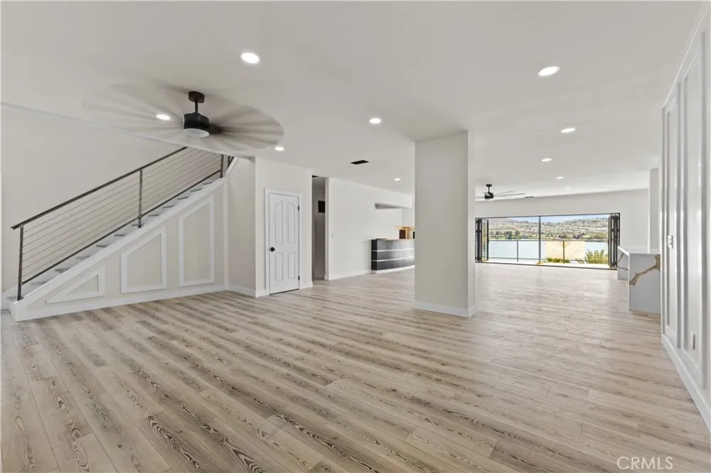 22262 San Joaquin Drive W Canyon Lake, CA 92587