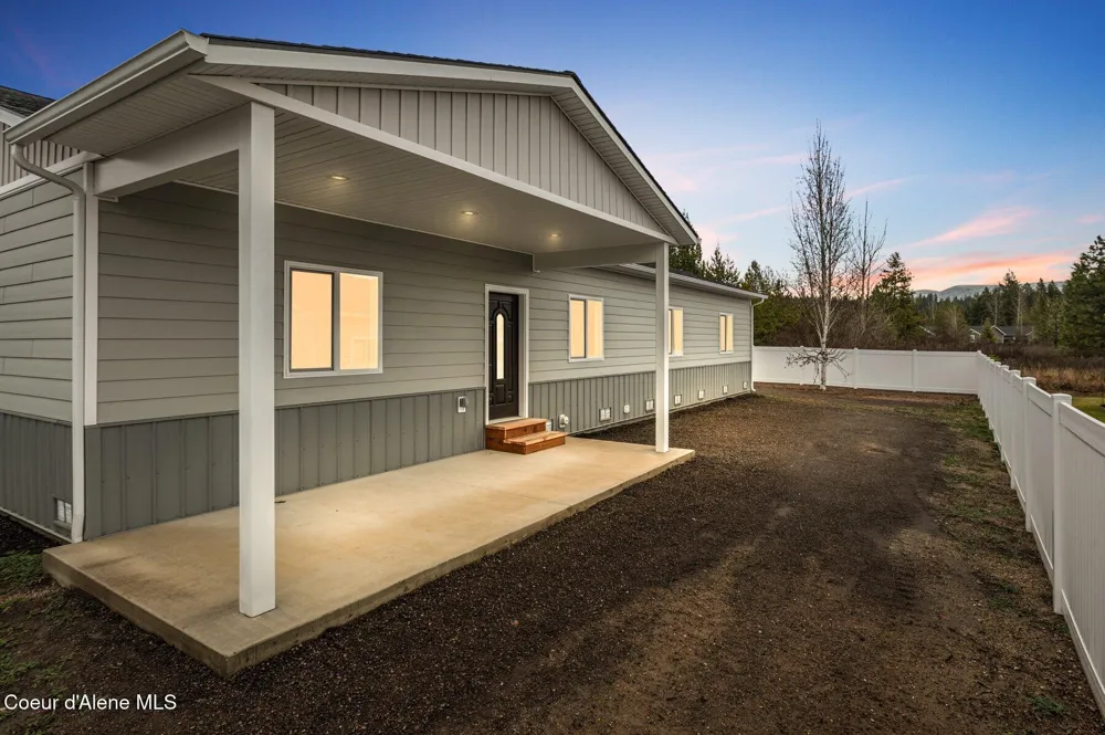 30 Huckleberry Avenue Priest River, ID 83856