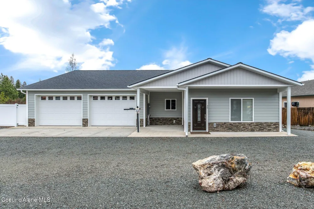 30 Huckleberry Avenue Priest River, ID 83856