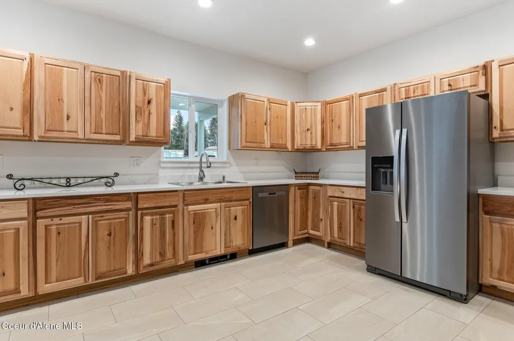 30 Huckleberry Avenue Priest River, ID 83856