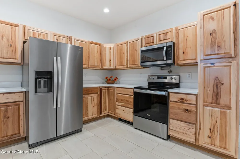 30 Huckleberry Avenue Priest River, ID 83856