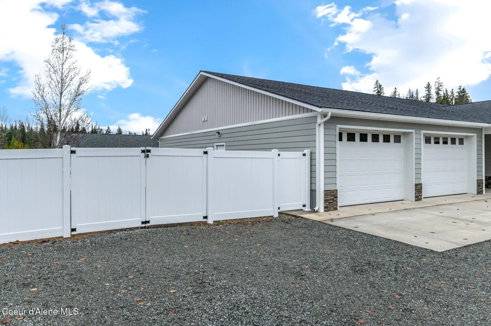 30 Huckleberry Avenue Priest River, ID 83856