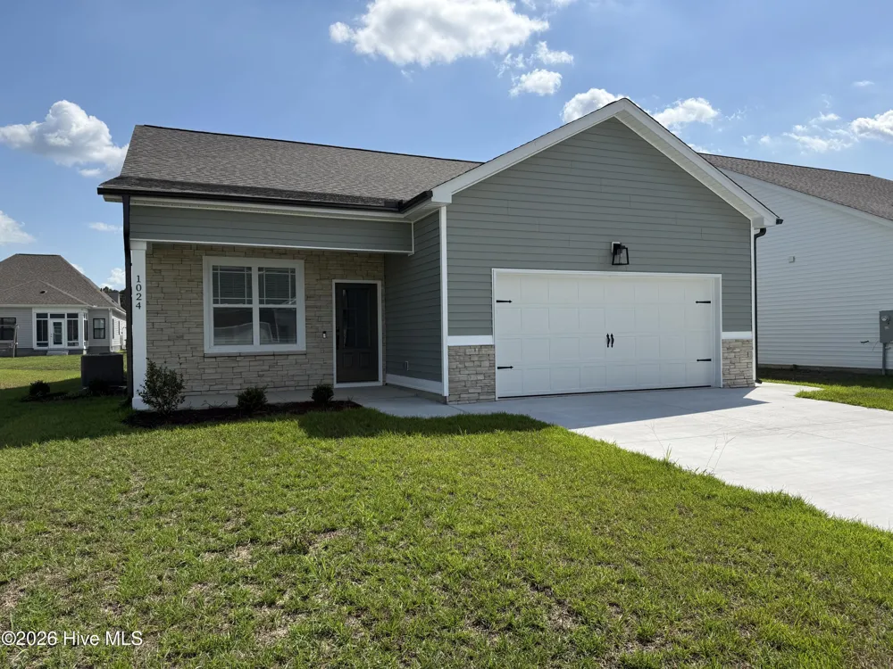 1024 Seven Iron Drive Ayden, NC 28513