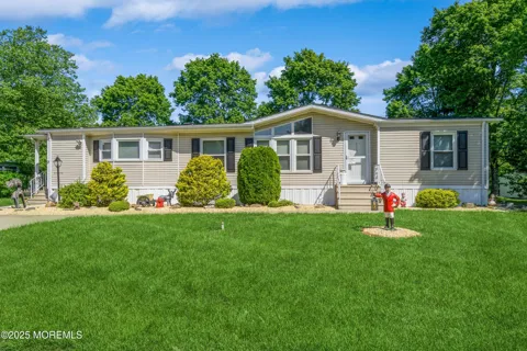 9 Copperfield Drive