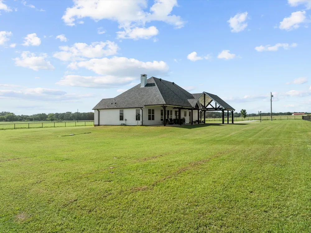 15152 County Road 426 Lindale, TX 75771