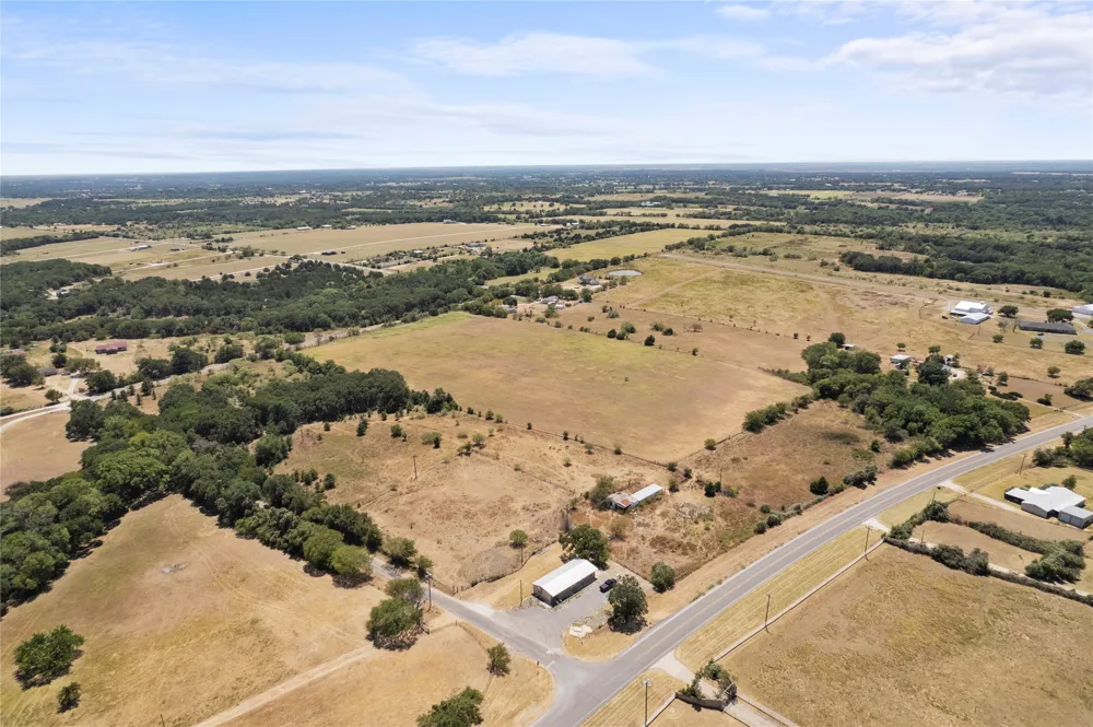 1800 County Road 415 Coyote Flats, TX 76031