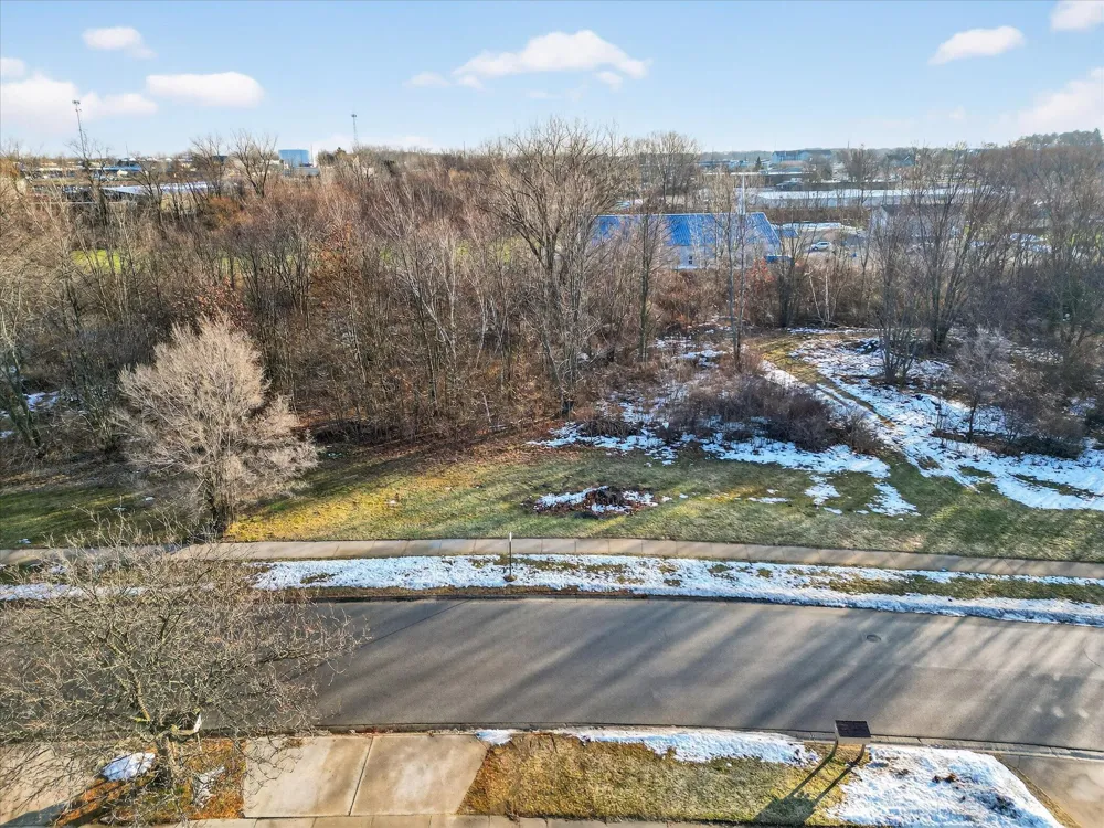 541 Century Lane Holland, MI 49423