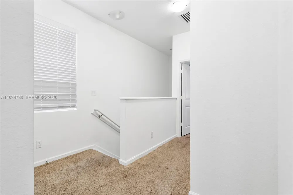 1128 NW 40th Ter Lauderhill, FL 33313
