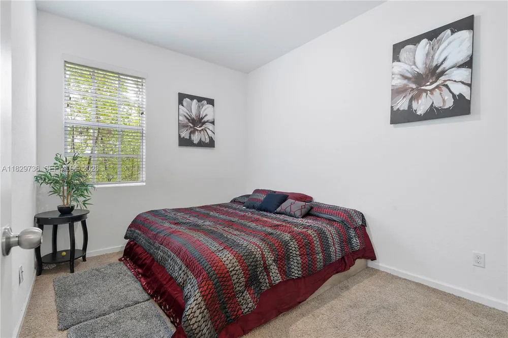 1128 NW 40th Ter Lauderhill, FL 33313