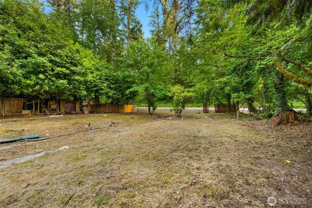 17029 Auburn Black Diamond Auburn, WA 98029
