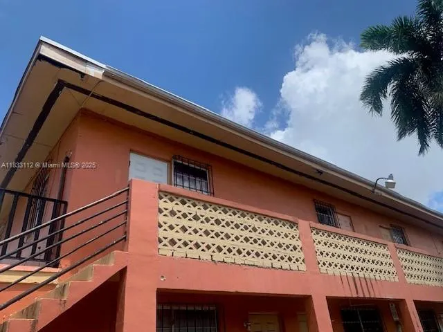 1406 NW 2nd Ave #2 Florida City, FL 33034