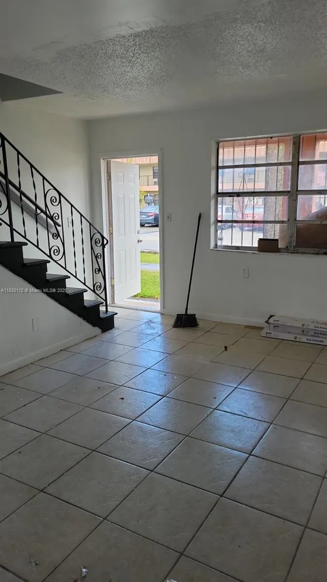 1406 NW 2nd Ave #2 Florida City, FL 33034