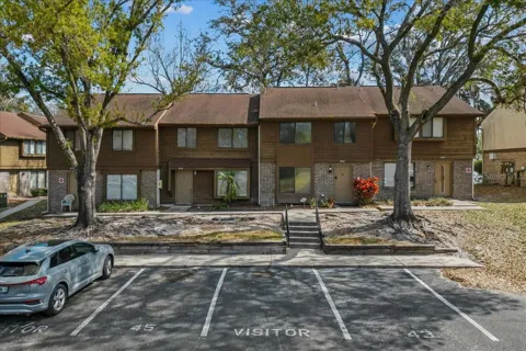 4945 SANOMA VILLAGE #B