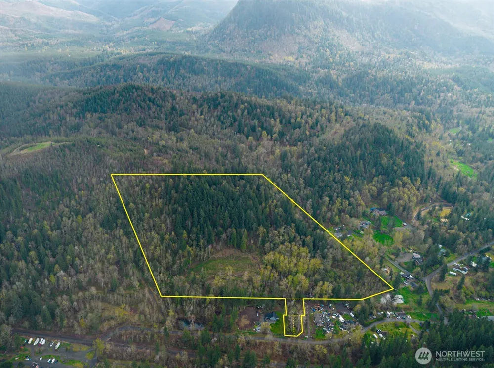 35 XXX Cumberland Way SE Enumclaw, WA 98022