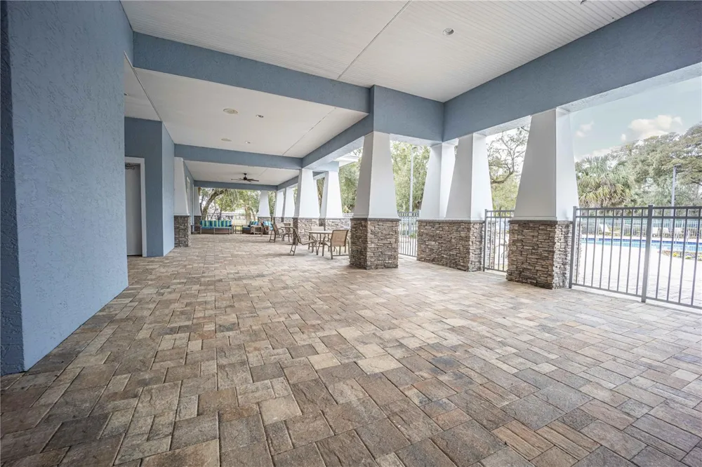 10611 GRAND OAKS BOULEVARD Oxford, FL 34484