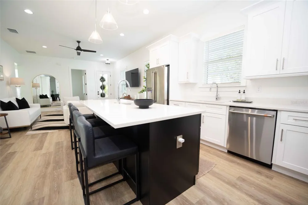 10611 GRAND OAKS BOULEVARD Oxford, FL 34484