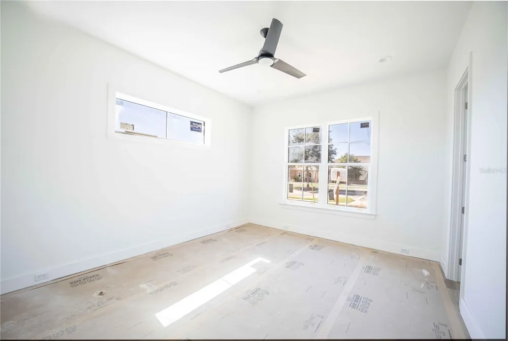 10611 GRAND OAKS BOULEVARD Oxford, FL 34484