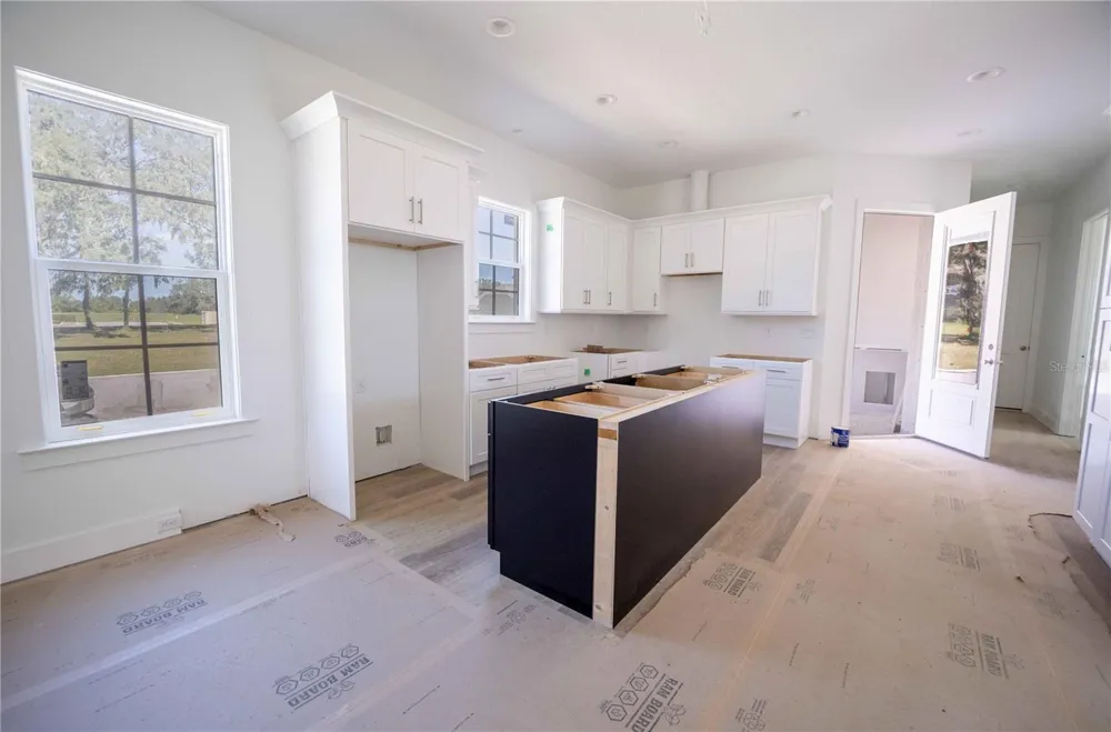 10611 GRAND OAKS BOULEVARD Oxford, FL 34484