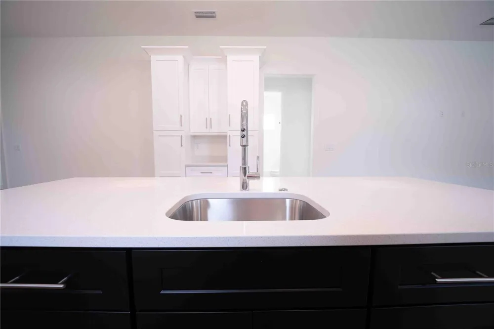 10611 GRAND OAKS BOULEVARD Oxford, FL 34484