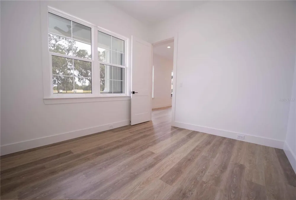 10611 GRAND OAKS BOULEVARD Oxford, FL 34484
