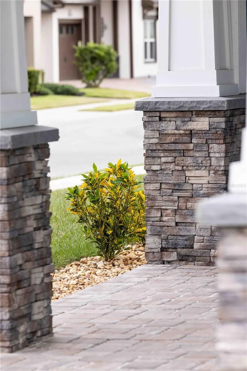 10611 GRAND OAKS BOULEVARD Oxford, FL 34484
