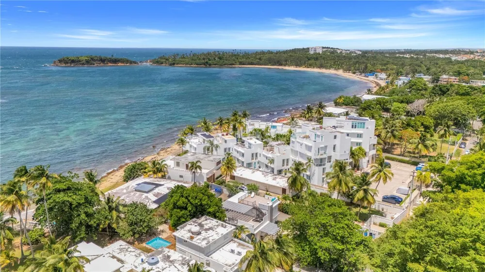 7 PASEO DE LA BALANDRAS #7 Dorado, PR 00646