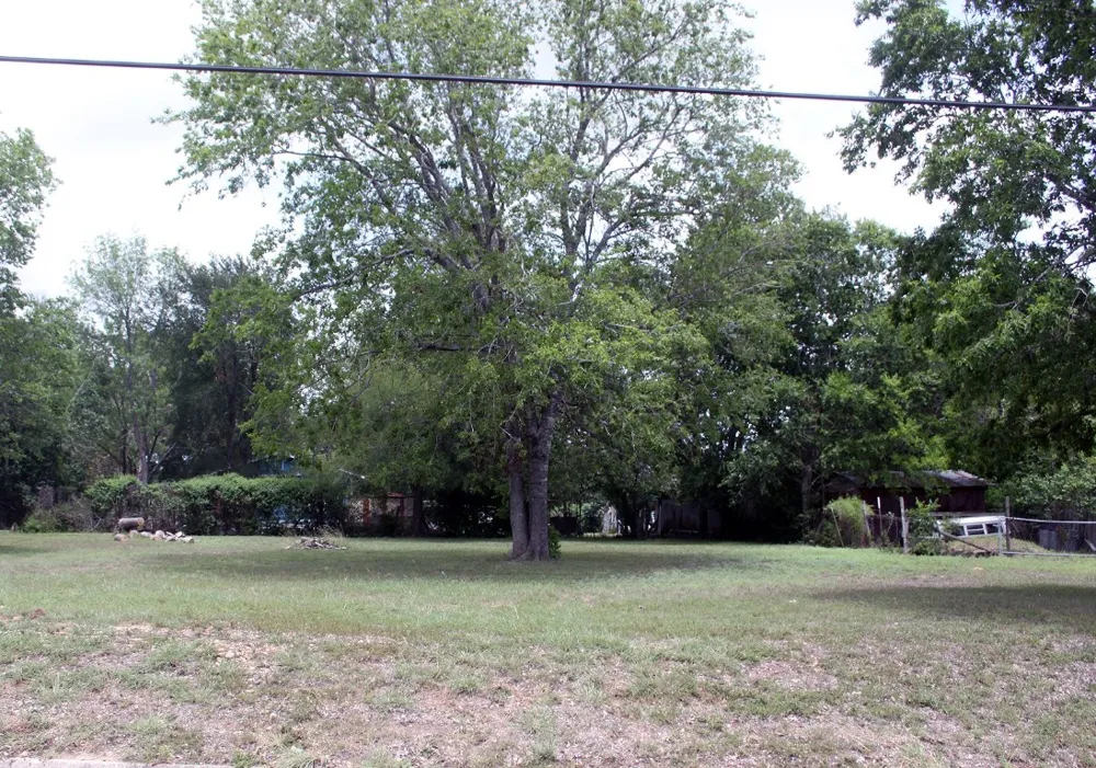 Pecos Street Lockhart, TX 78644