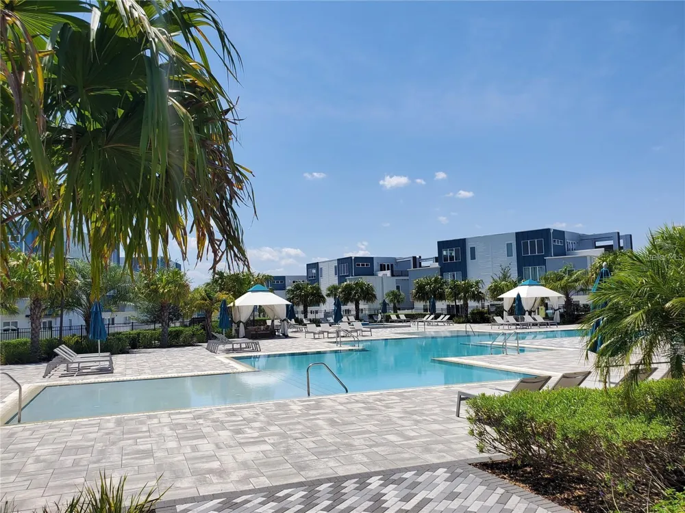 7740 SANDY RIDGE DRIVE #102 Reunion, FL 34747
