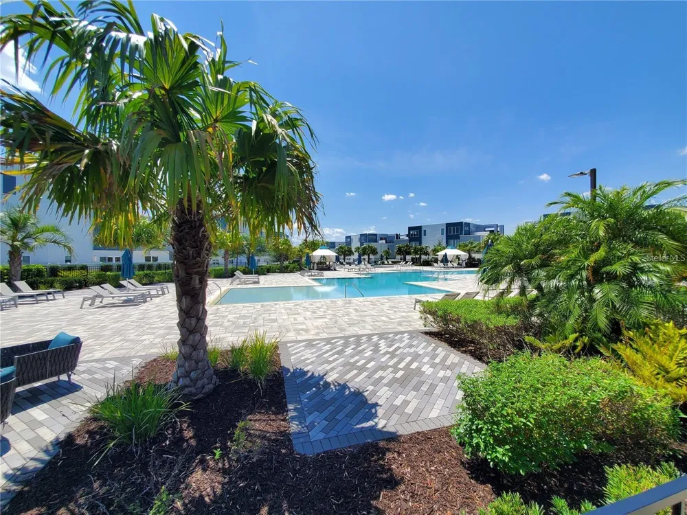 7740 SANDY RIDGE DRIVE #102 Reunion, FL 34747