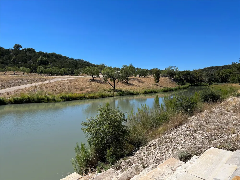 80 Seven Springs Ranch Junction, TX 78649