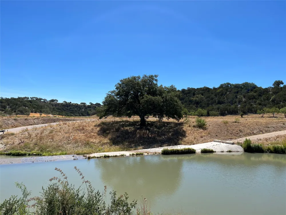 80 Seven Springs Ranch Junction, TX 78649