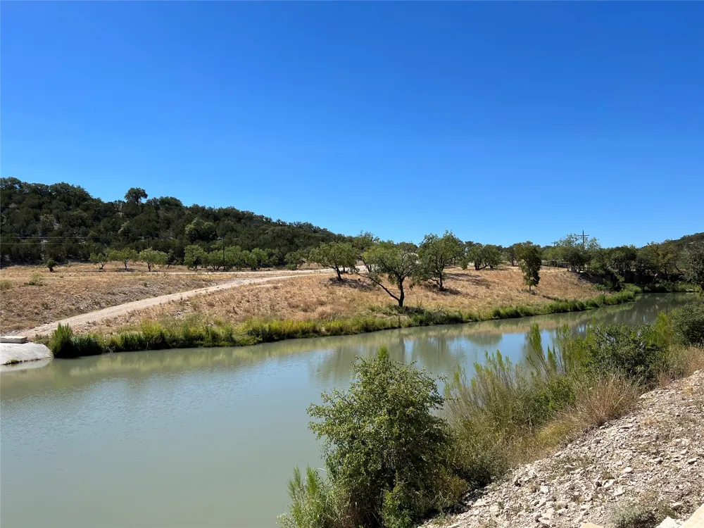 80 Seven Springs Ranch Junction, TX 78649