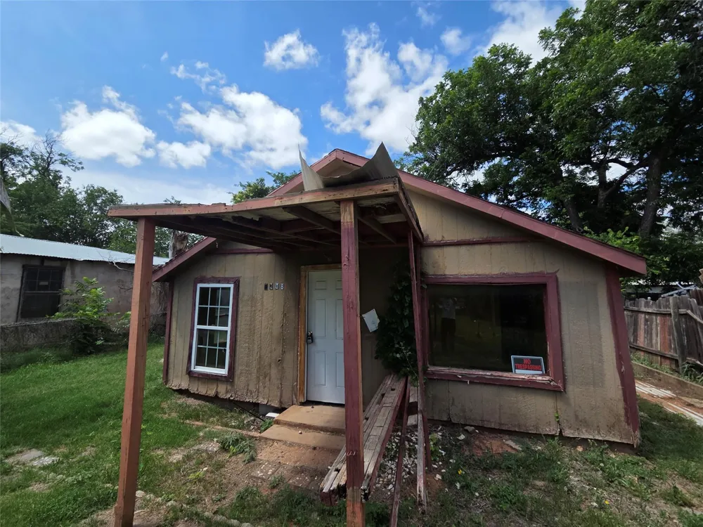 1208 7th Street Wichita Falls, TX 76306