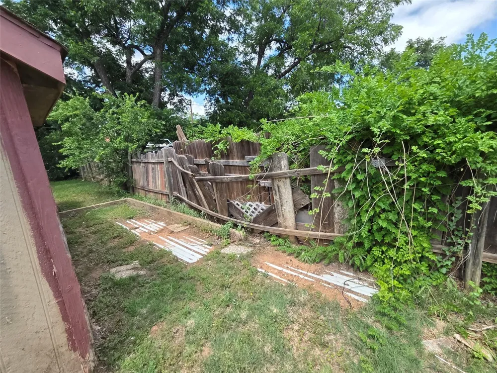 1208 7th Street Wichita Falls, TX 76306