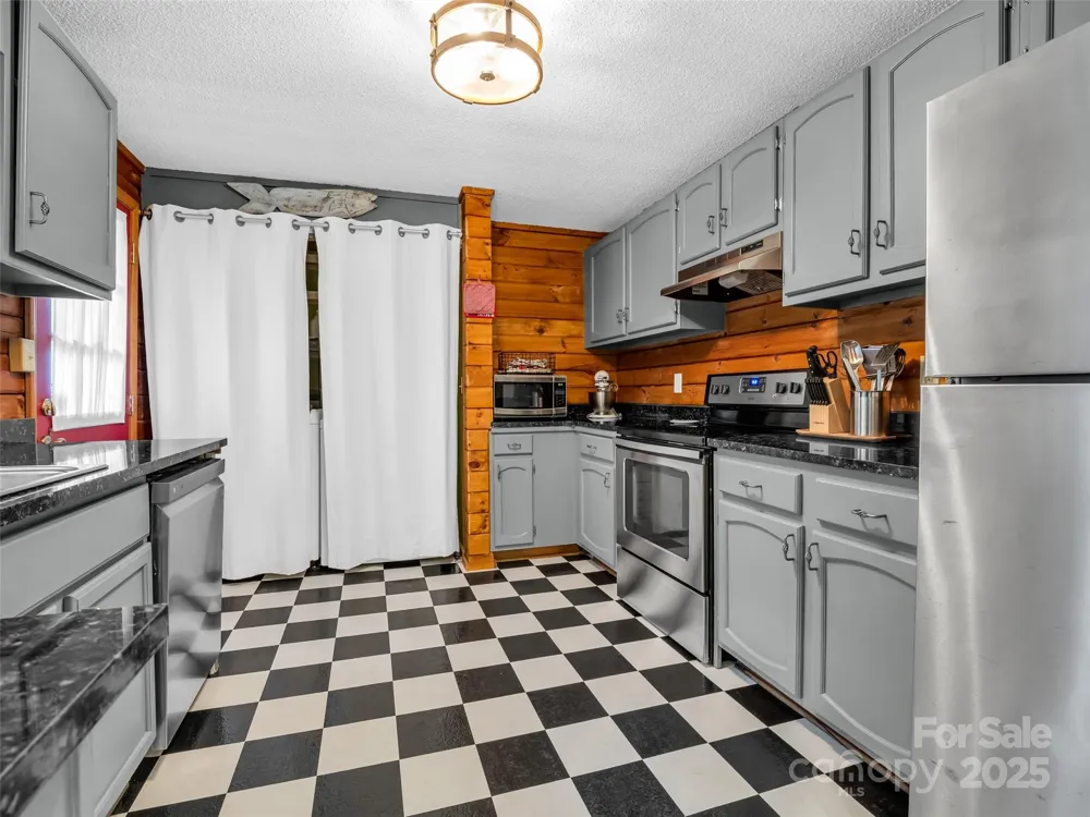 116 Chalet Road Lake Lure, NC 28746