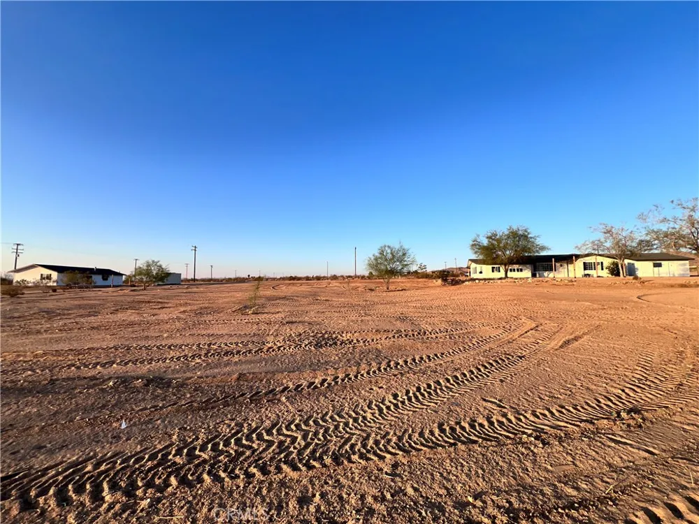 56056 Cone Boulevard Landers, CA 92285