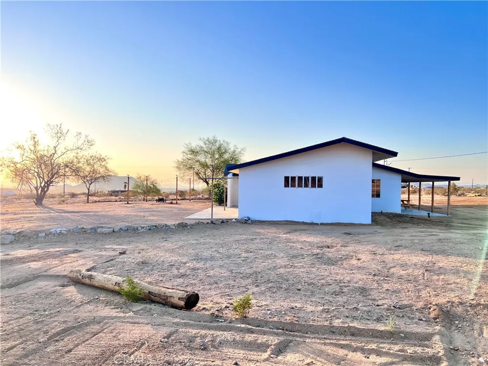 56056 Cone Boulevard Landers, CA 92285