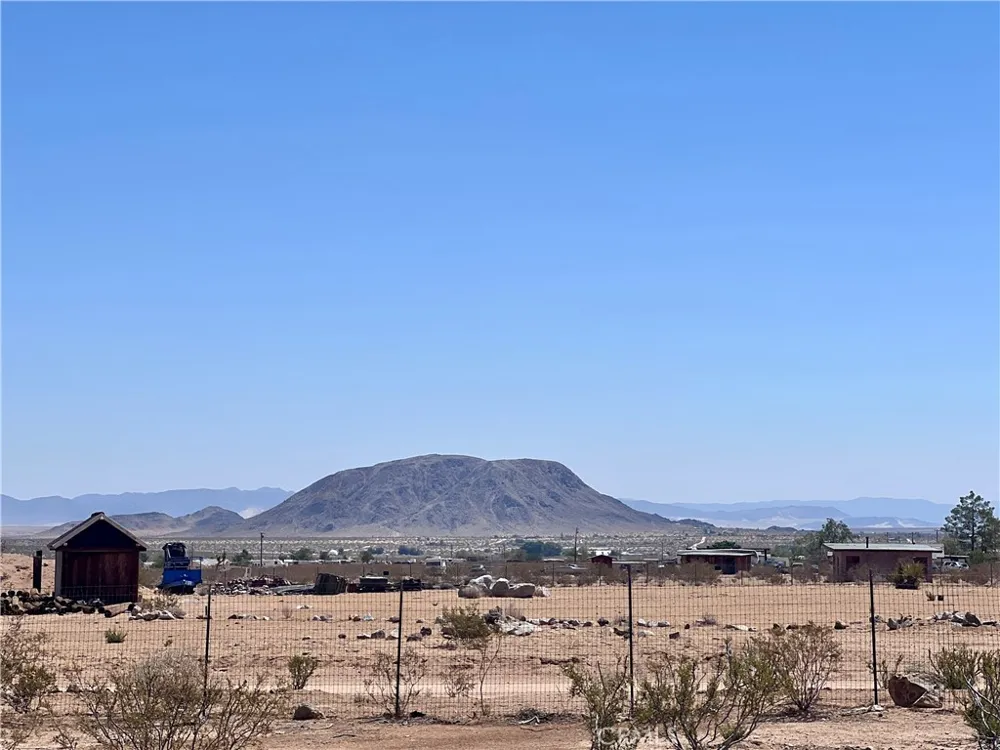 56056 Cone Boulevard Landers, CA 92285