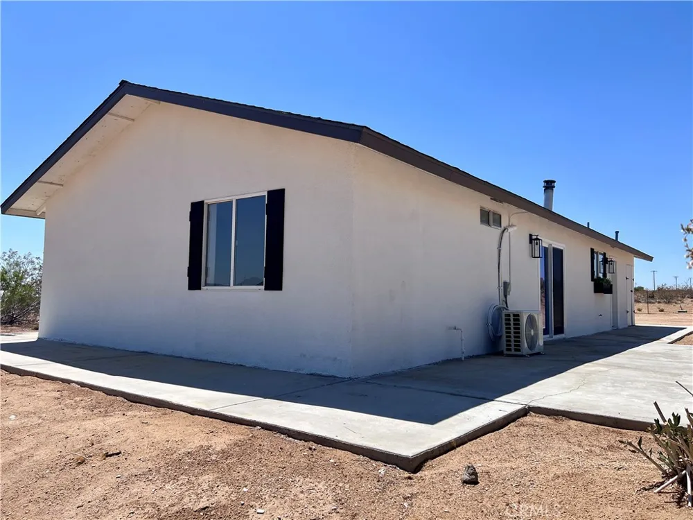 56056 Cone Boulevard Landers, CA 92285