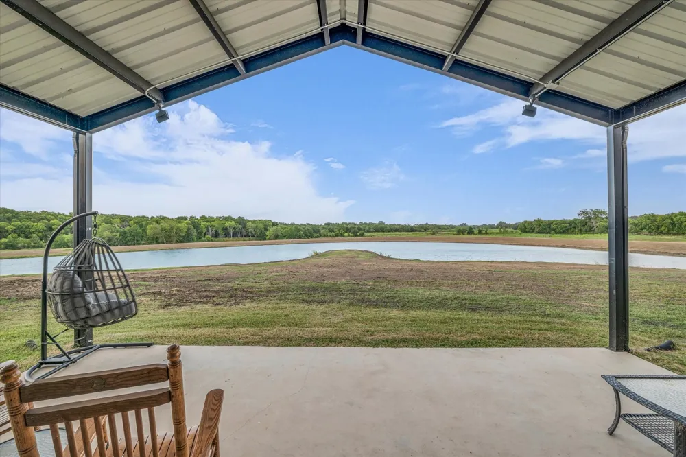 350 County Road 494 S Chilton, TX 76632
