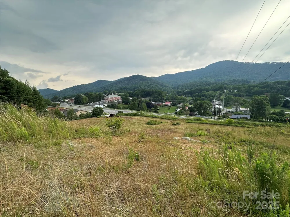 32 Hwy 19E Highway Burnsville, NC 28714