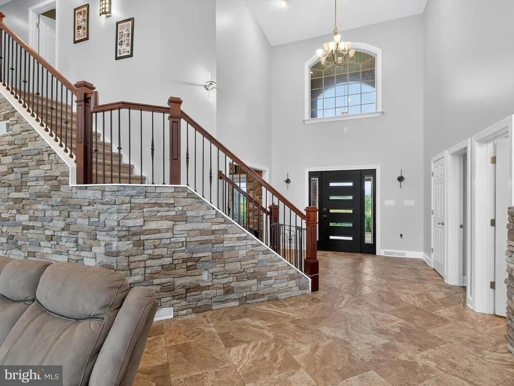 13 PHEASANT HILL DRIVE Halifax, PA 17032
