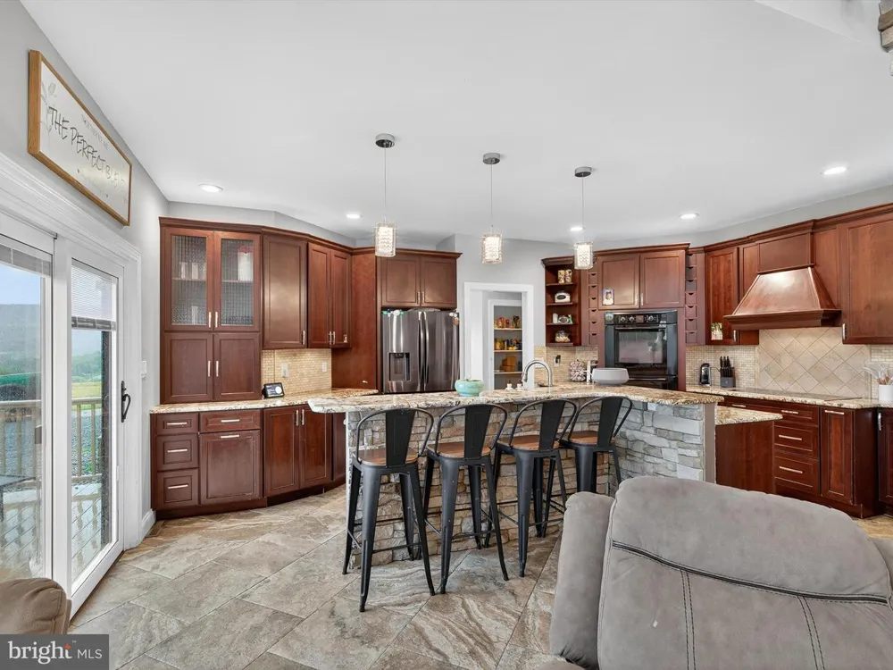 13 PHEASANT HILL DRIVE Halifax, PA 17032