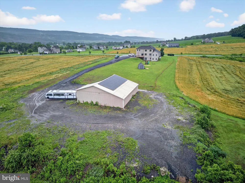 13 PHEASANT HILL DRIVE Halifax, PA 17032