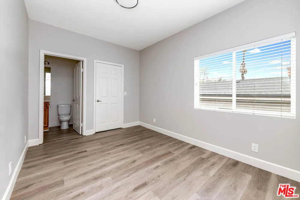 14735 Friar Street #113 Van Nuys, CA 91411