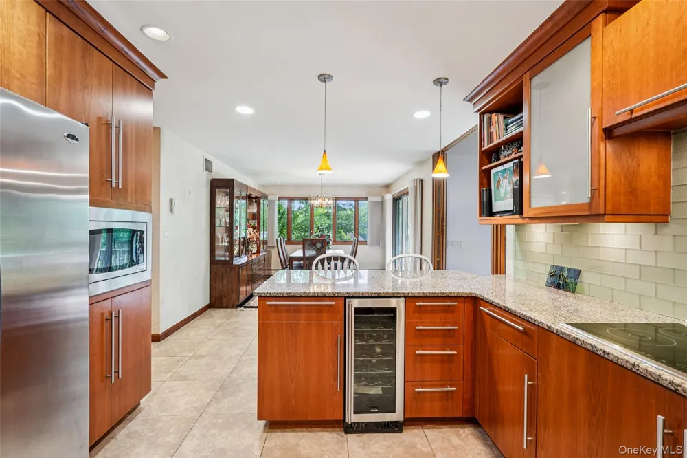 1 Lookout Road Tuxedo Park, NY 10987